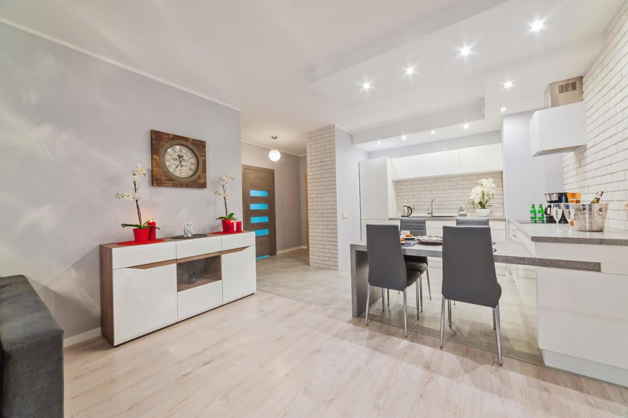 Apartamenty Homely Place Centrum - Stary Rynek - Parking Πόζναν Εξωτερικό φωτογραφία