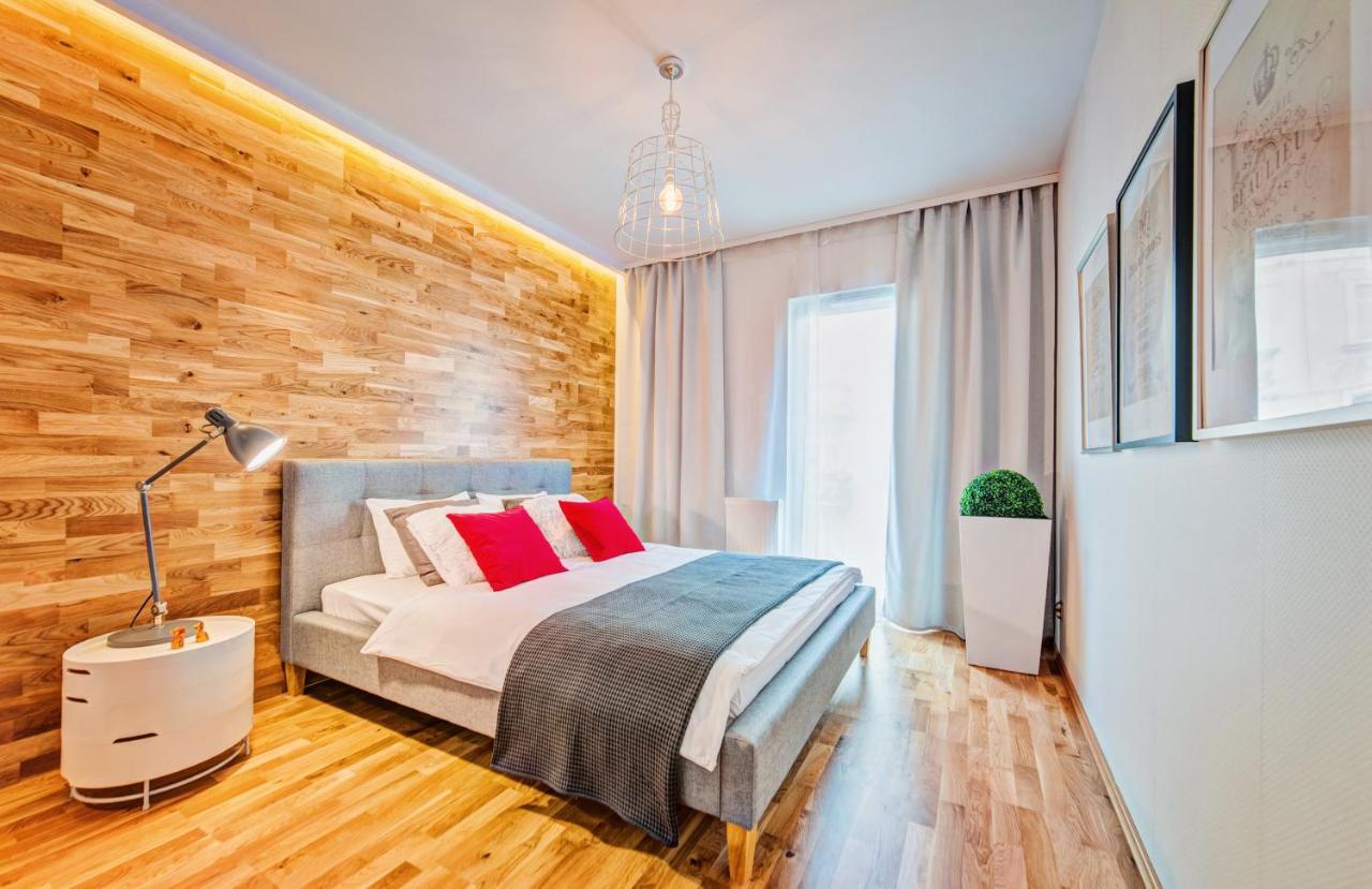 Apartamenty Homely Place Centrum - Stary Rynek - Parking Πόζναν Εξωτερικό φωτογραφία